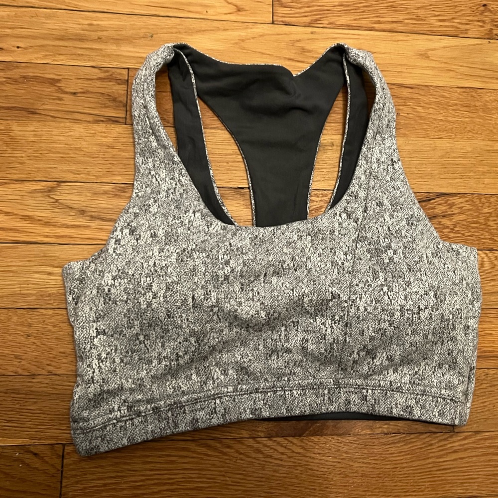 Gymshark Fleur Texture Black Marble Sports Bra - NEVER WORN (with tags)